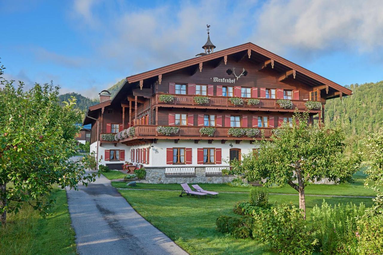 Hotel Menkenhof à Reit im Winkl Extérieur photo