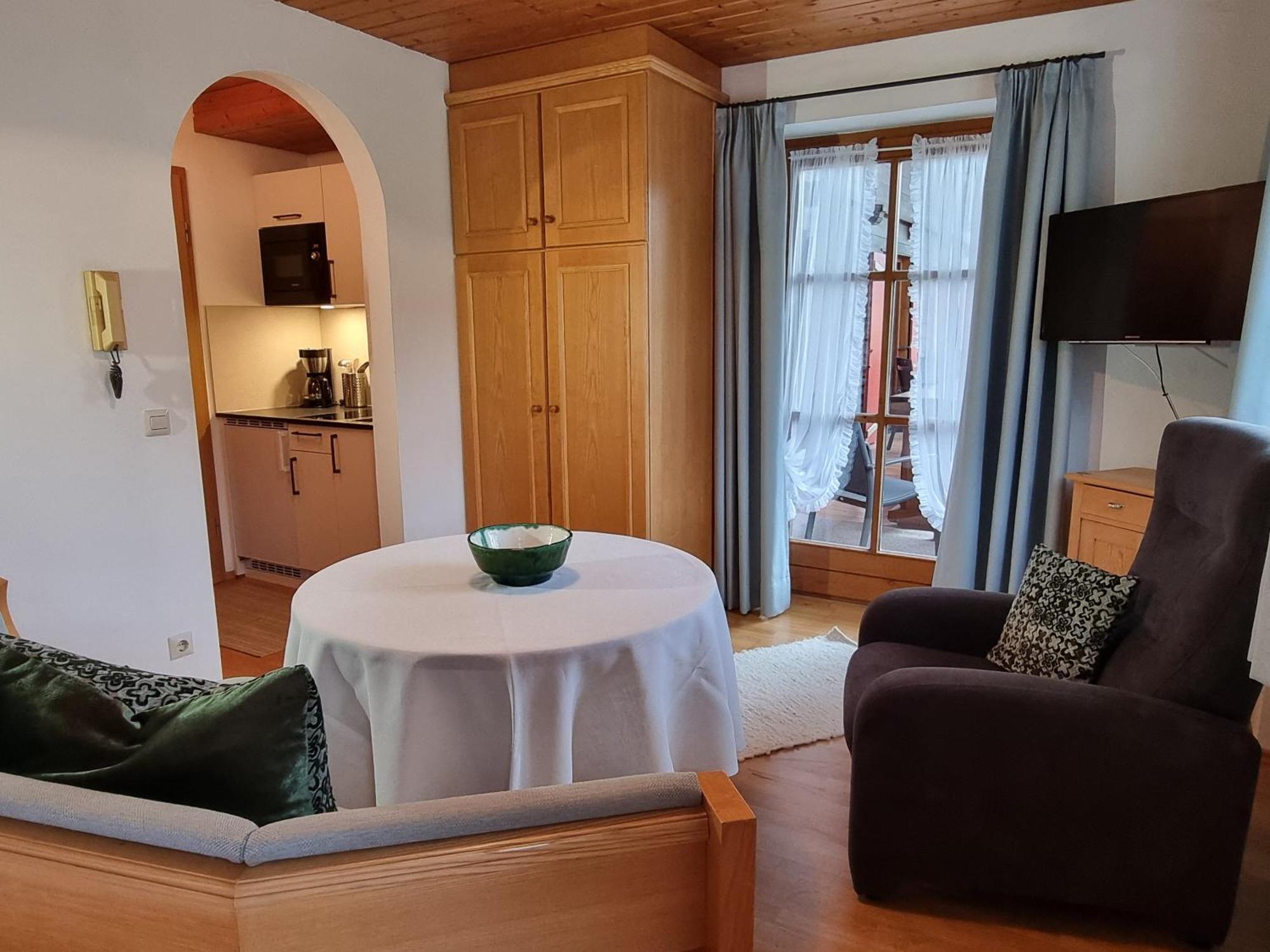 Hotel Menkenhof à Reit im Winkl Extérieur photo
